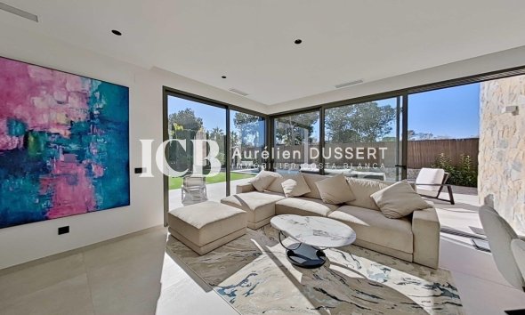 Reventa - Villa -
Las Colinas Golf