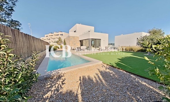 Reventa - Villa -
Las Colinas Golf