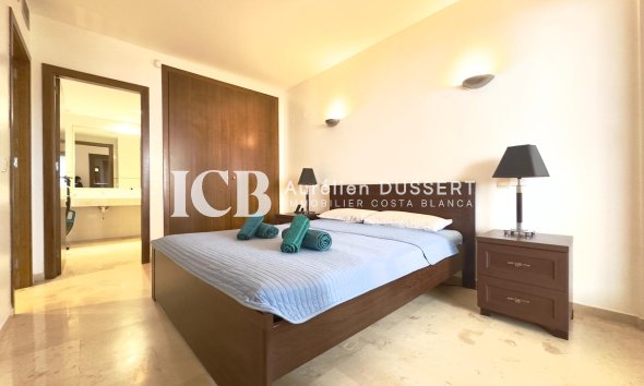 Revente - Appartement -
Punta Prima - Torrevieja