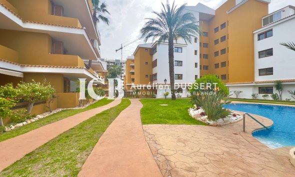 Revente - Appartement -
Punta Prima - Torrevieja