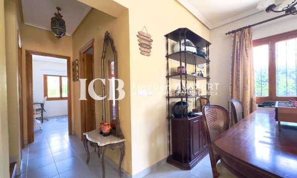 Revente - Maison individuelle -
Orihuela Costa - La Zenia