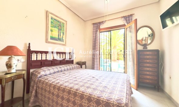 Revente - Maison individuelle -
Orihuela Costa - La Zenia