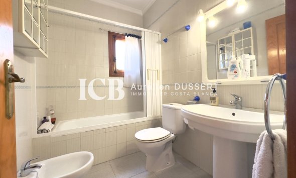 Revente - Maison individuelle -
Orihuela Costa - La Zenia