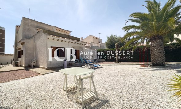 Revente - Maison individuelle -
Orihuela Costa - La Zenia