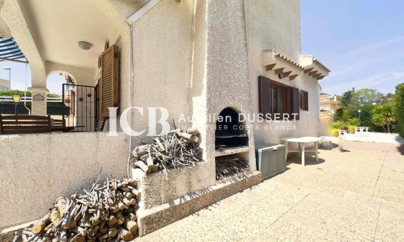 Revente - Maison individuelle -
Orihuela Costa - La Zenia