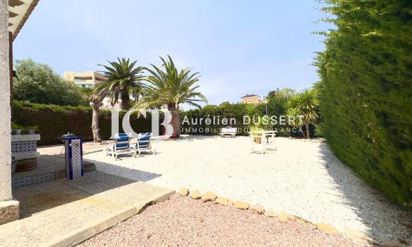 Revente - Maison individuelle -
Orihuela Costa - La Zenia