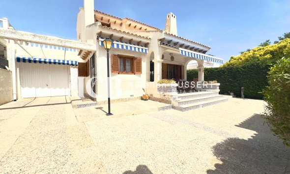 Revente - Maison individuelle -
Orihuela Costa - La Zenia