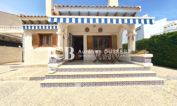 Revente - Maison individuelle -
Orihuela Costa - La Zenia