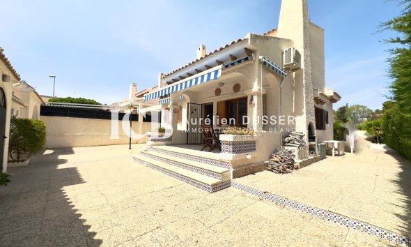Revente - Maison individuelle -
Orihuela Costa - La Zenia