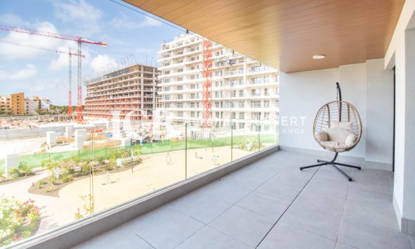 Revente - Appartement -
Punta Prima - Torrevieja