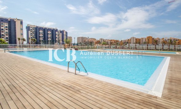 Revente - Appartement -
Punta Prima - Torrevieja