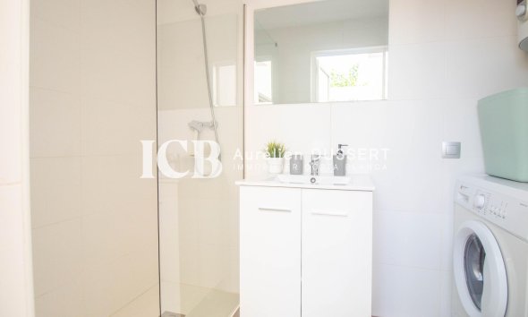 Resale - Apartment / flat -
Torre de la Horadada