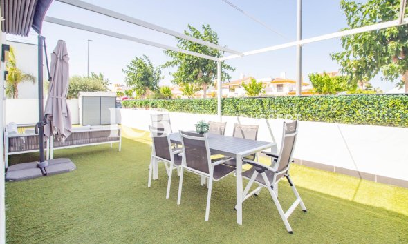 Resale - Apartment / flat -
Torre de la Horadada