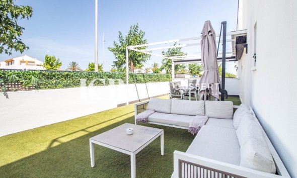 Resale - Apartment / flat -
Torre de la Horadada