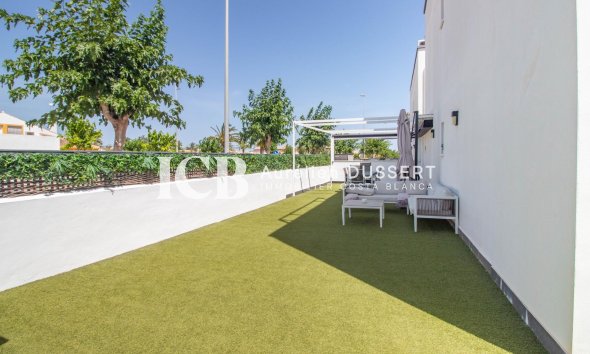 Resale - Apartment / flat -
Torre de la Horadada