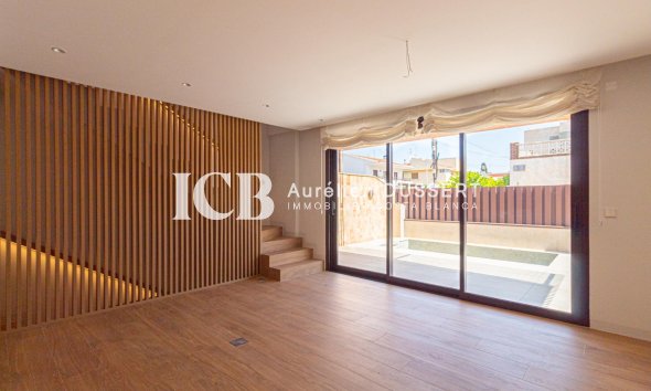 Revente - Maison mitoyenne -
Santiago de la ribera