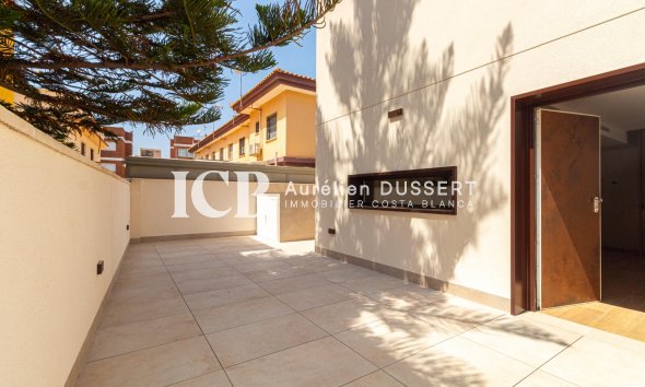 Revente - Maison mitoyenne -
Santiago de la ribera