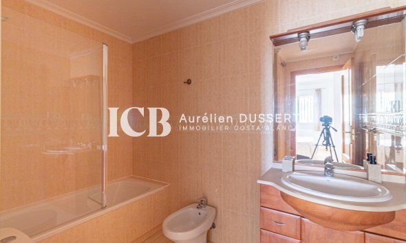 Revente - Appartement -
Punta Prima - Torrevieja
