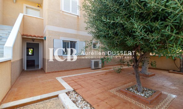 Revente - Appartement -
Punta Prima - Torrevieja