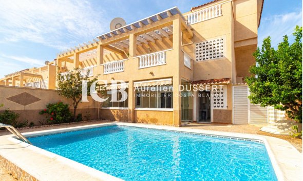Revente - Appartement -
Punta Prima - Torrevieja