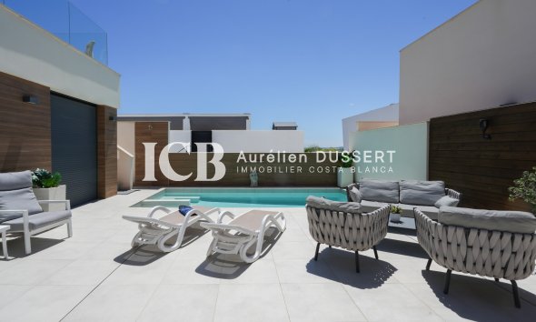 Reventa - Villa -
Benijofar