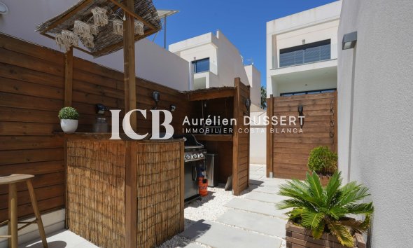 Reventa - Villa -
Benijofar