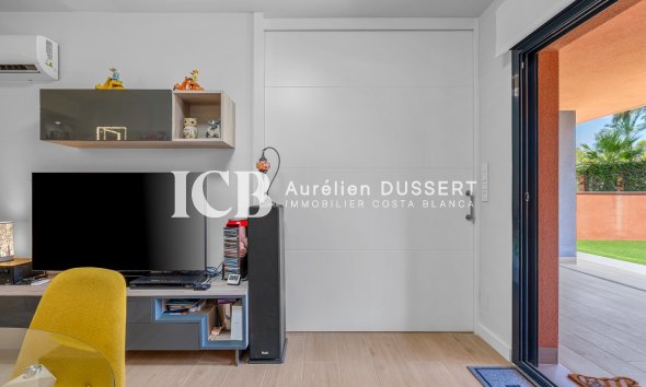 Revente - Appartement -
Orihuela Costa - Villamartín