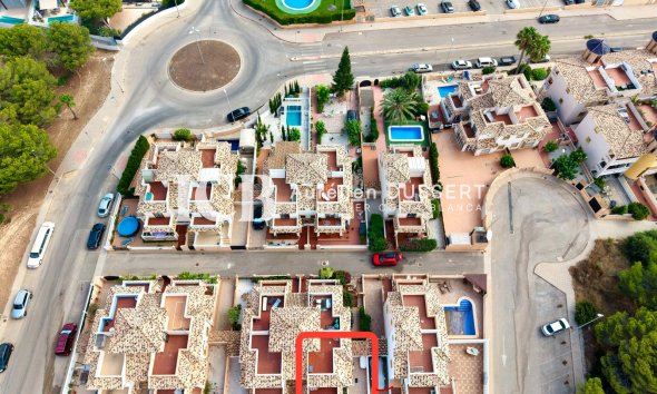 Revente - Maison mitoyenne -
Orihuela Costa - Lomas de Cabo Roig