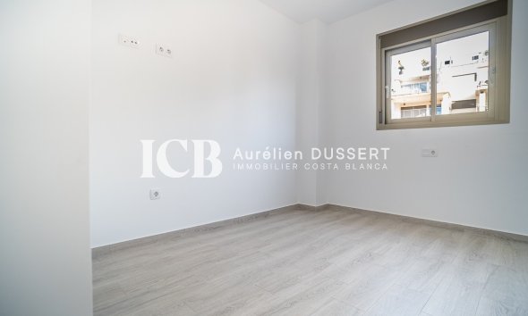Revente - Appartement -
Orihuela Costa - Los Dolses