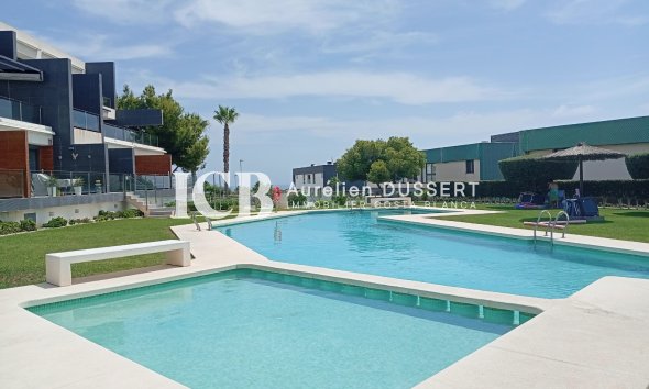 Revente - Appartement -
Orihuela Costa - Villamartín