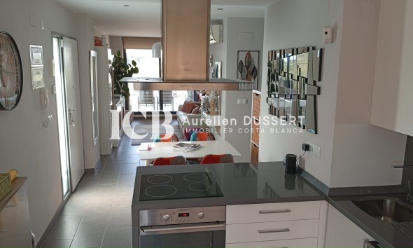 Revente - Appartement -
Orihuela Costa - Villamartín