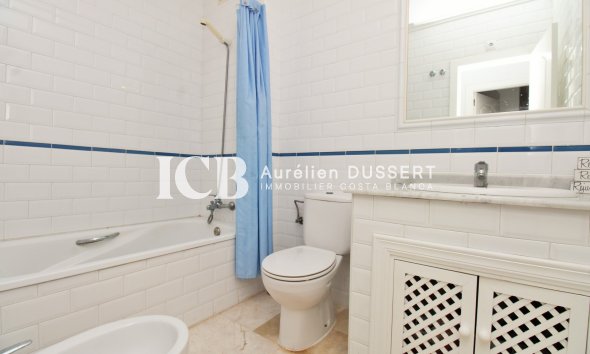 Revente - Appartement -
Orihuela Costa - Villamartín