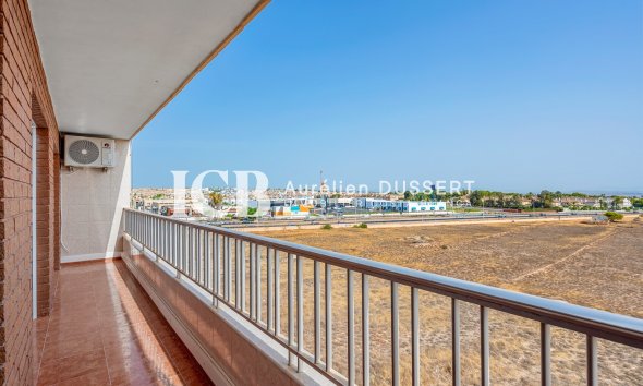 Revente - Appartement -
Punta Prima - Torrevieja
