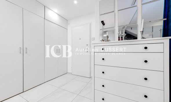Resale - Townhouse -
Orihuela Costa - Villamartín