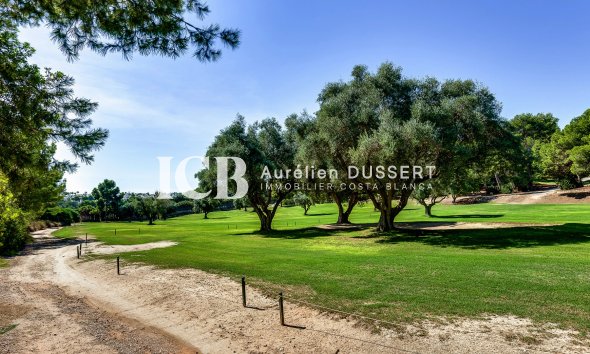 Resale - Townhouse -
Orihuela Costa - Villamartín