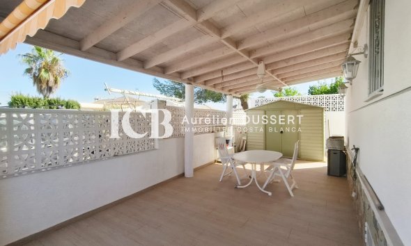 Reventa - Casa independiente -
San Miguel de Salinas - Blue Lagoon
