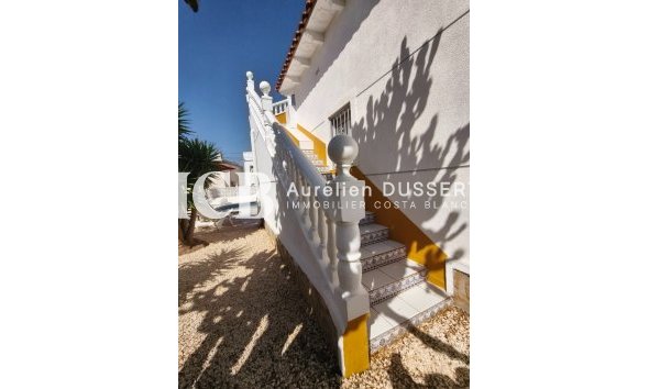 Reventa - Casa independiente -
San Miguel de Salinas - Blue Lagoon
