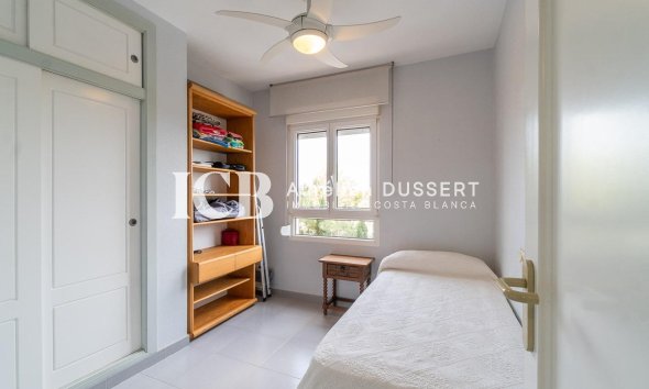 Revente - Appartement -
Orihuela Costa - Campoamor