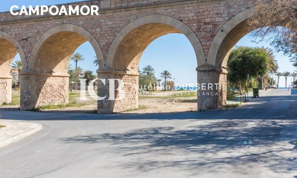 Revente - Appartement -
Orihuela Costa - Campoamor