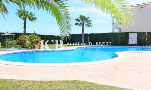 Revente - Appartement -
Orihuela Costa - La Ciñuelica