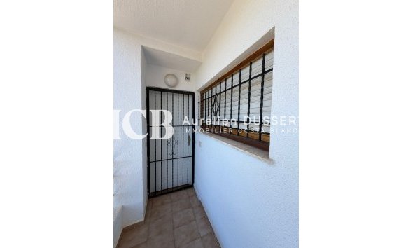Revente - Appartement -
Punta Prima - Torrevieja