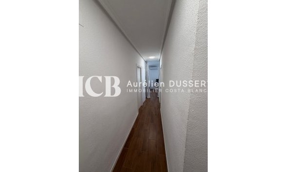 Revente - Appartement -
Punta Prima - Torrevieja
