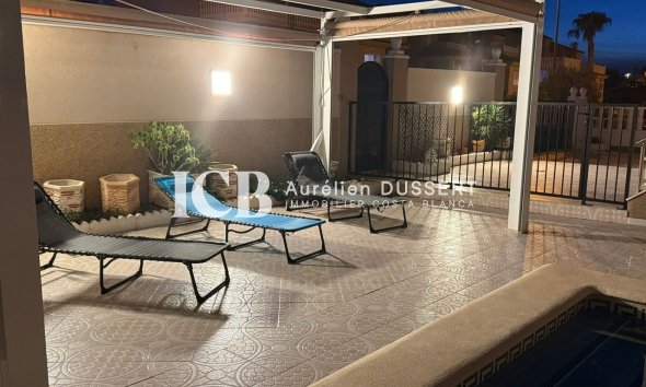 Revente - Villa -
Orihuela Costa - Villamartín