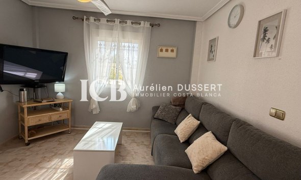 Revente - Villa -
Orihuela Costa - Villamartín