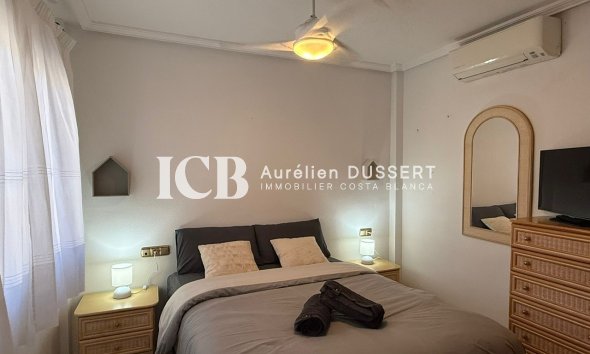Revente - Villa -
Orihuela Costa - Villamartín