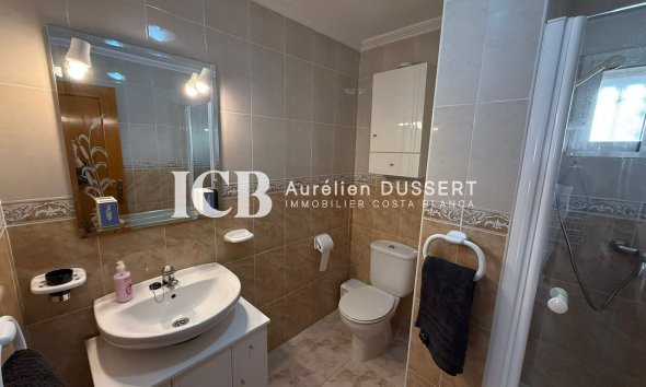 Revente - Villa -
Orihuela Costa - Villamartín