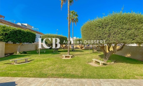 Revente - Appartement -
Torrevieja - La Siesta - El Salado - Torreta