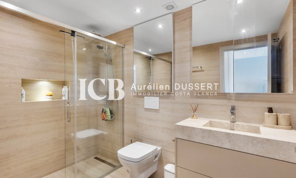 Revente - Appartement -
Torrevieja - Punta prima