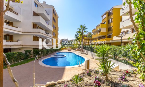 Revente - Appartement -
Torrevieja - Punta prima