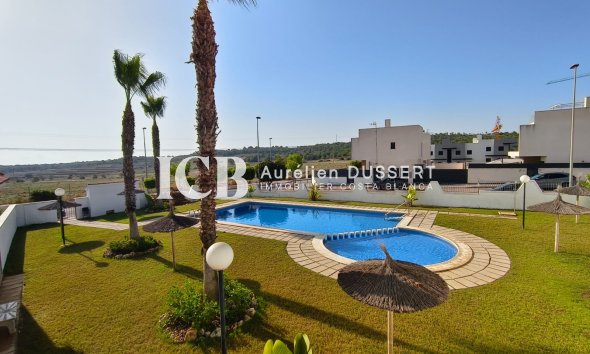 Resale - Townhouse -
San Miguel de Salinas